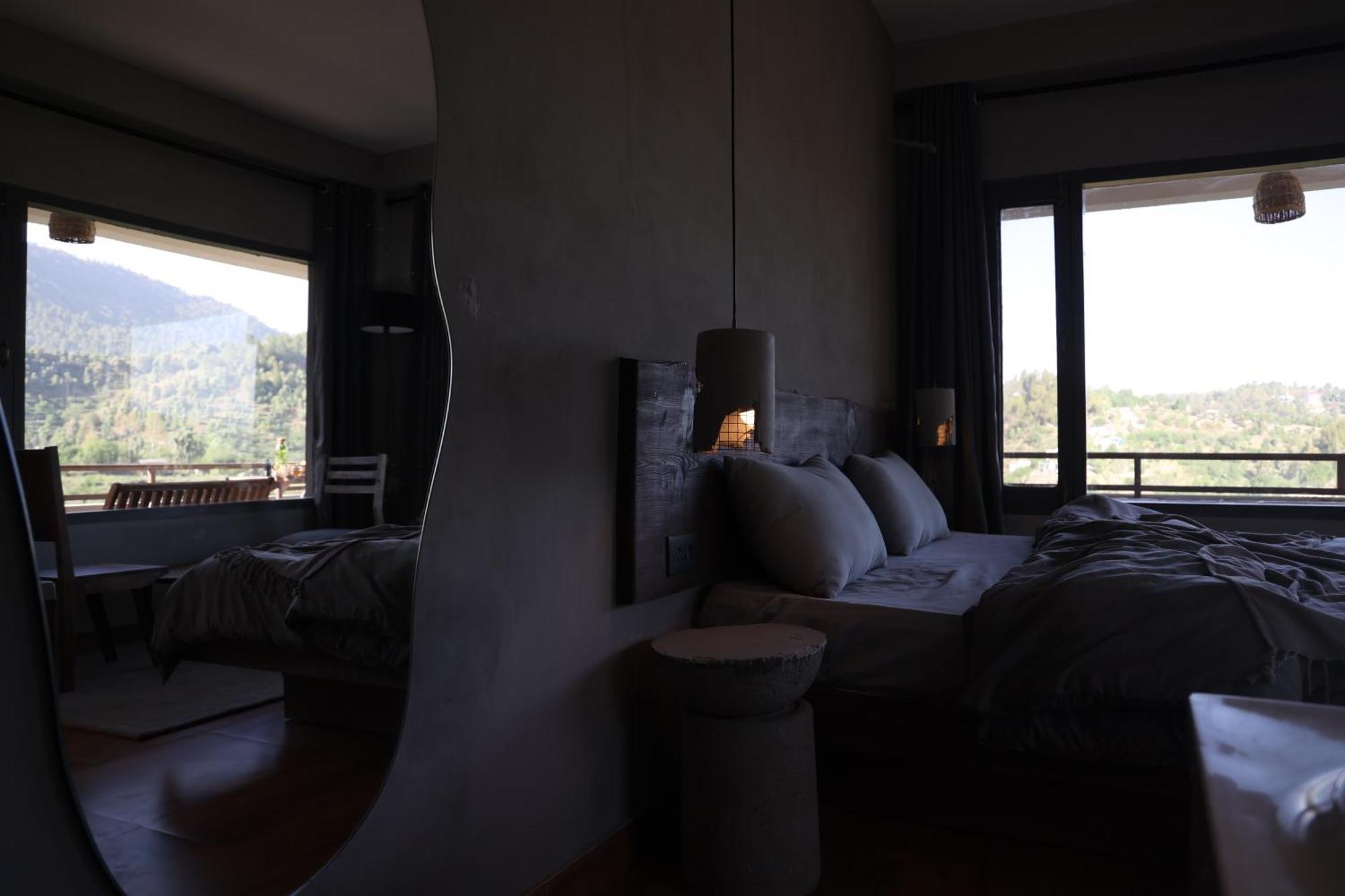 Exstasy Stays - Bathtub Rooms & Cafe - Your Romantic & Cozy Getaway - Thhpsociety - Mukteshwar Exterior foto
