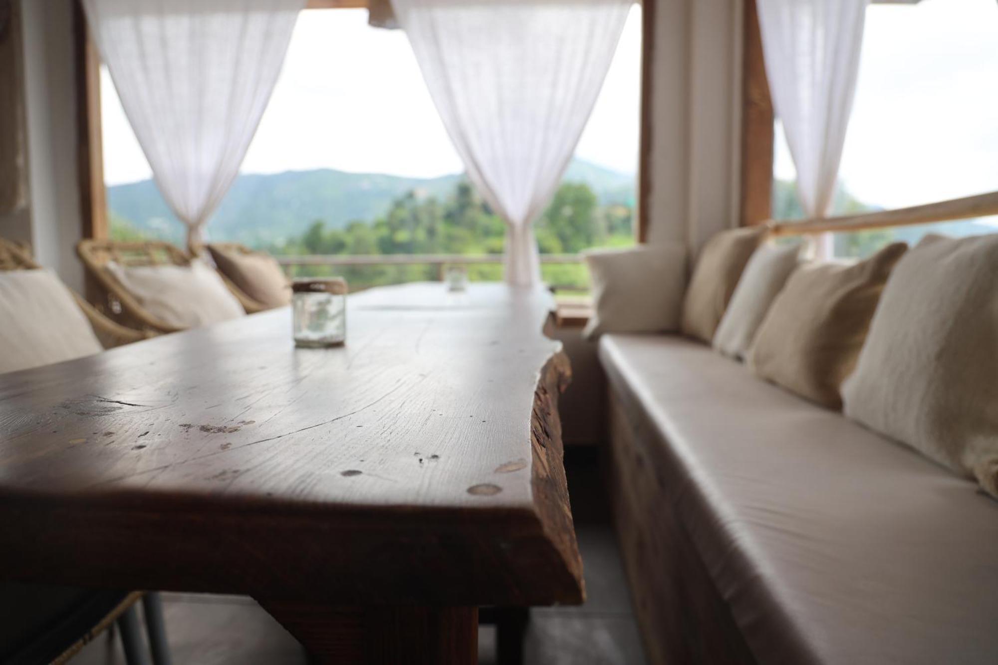 Exstasy Stays - Bathtub Rooms & Cafe - Your Romantic & Cozy Getaway - Thhpsociety - Mukteshwar Exterior foto
